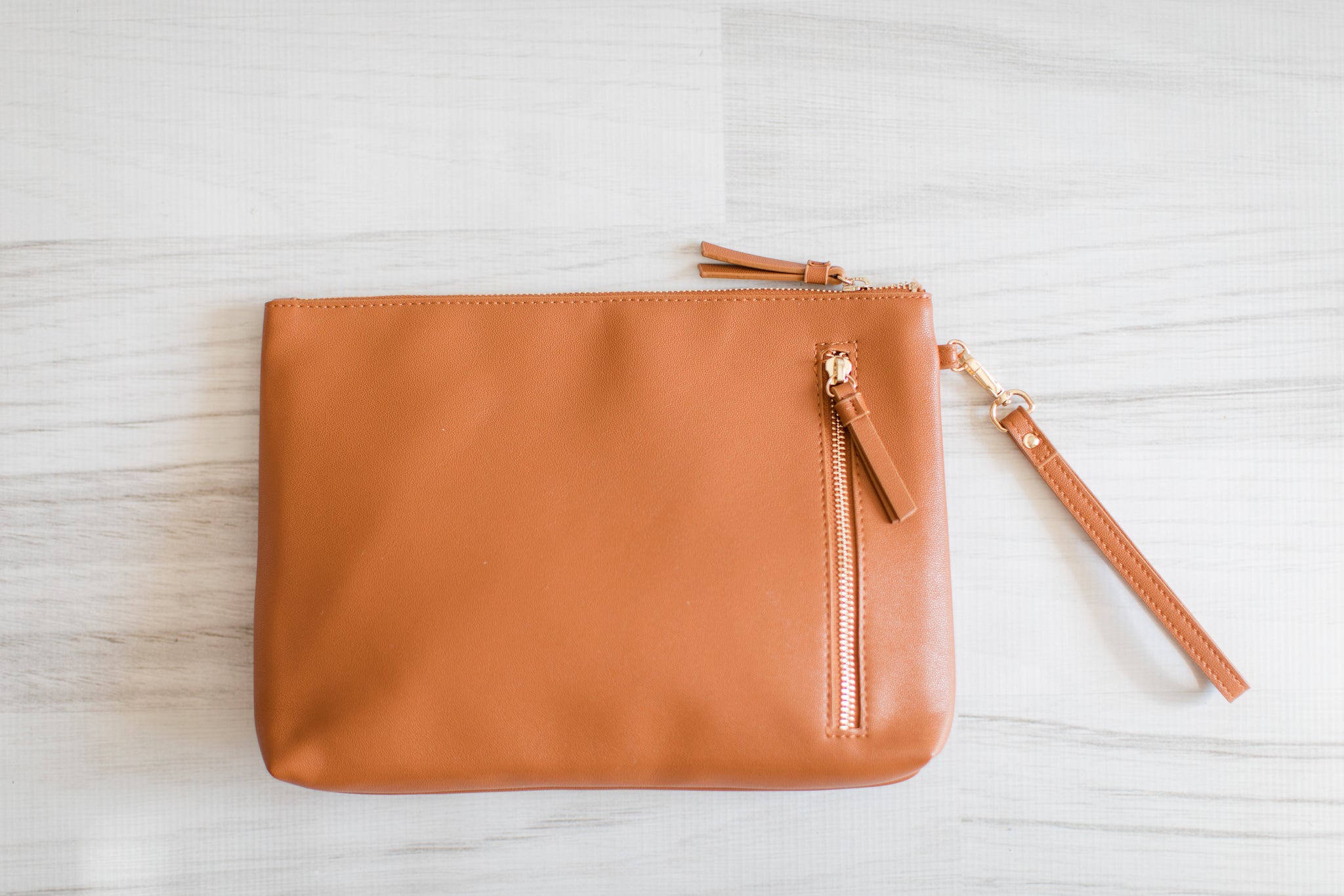 SALE - The Traveler Wristlet (Honeypot)