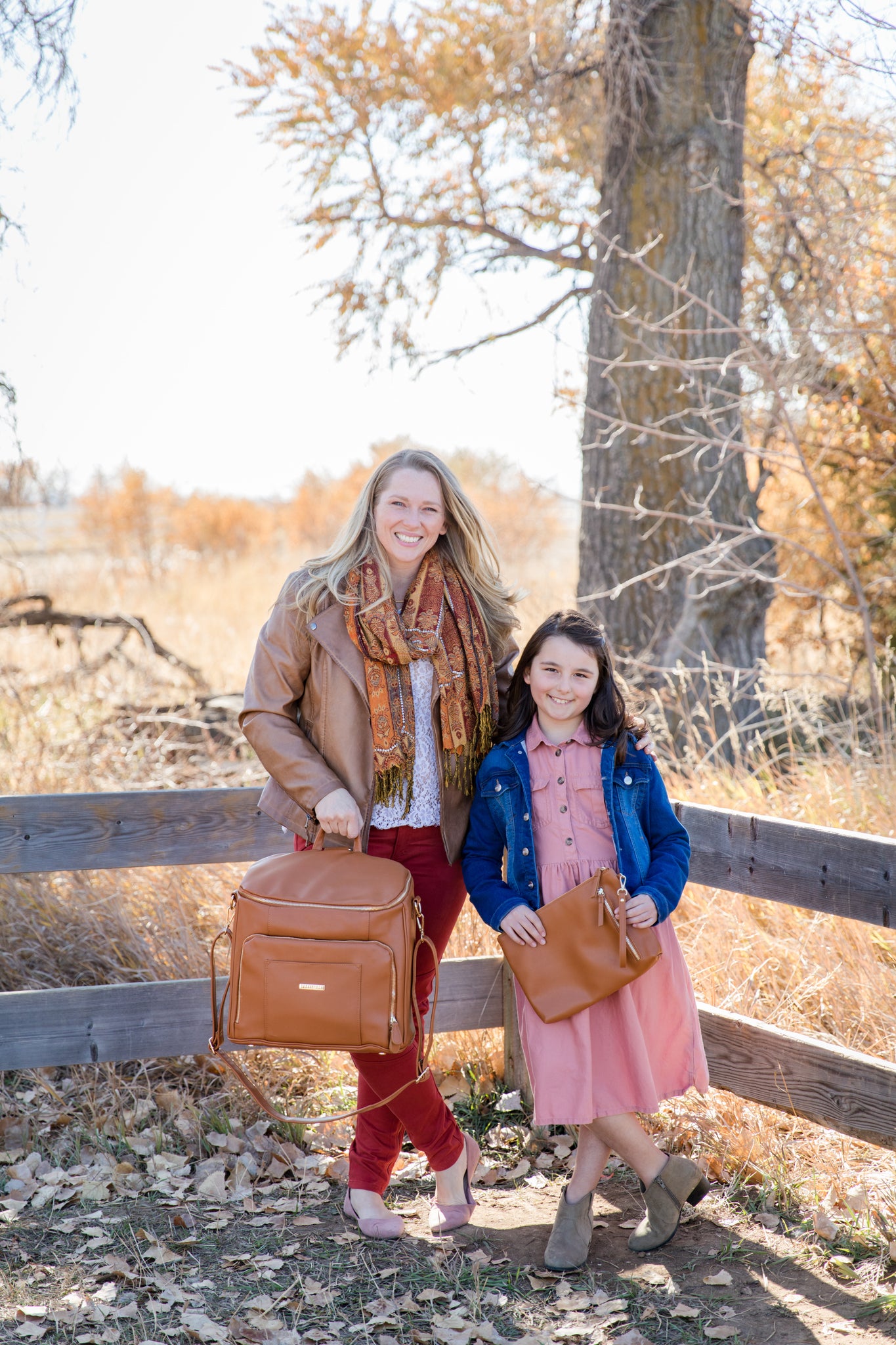 SALE - The Traveler Wristlet (Honeypot)